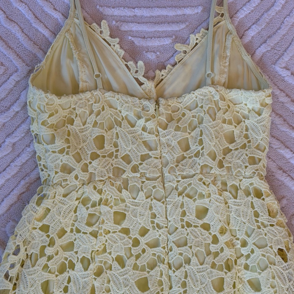 ASTR The Label Lemon Yellow Lace Midi Dress Wedding Guest Bridal Shower Spring - Picture 7 of 14
